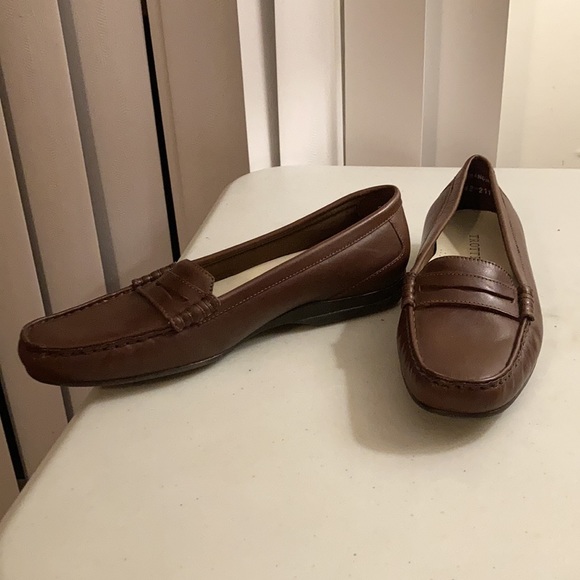 Trotters Sz 8N Francie brown leather loafer made in Brazil - Picture 7 of 9